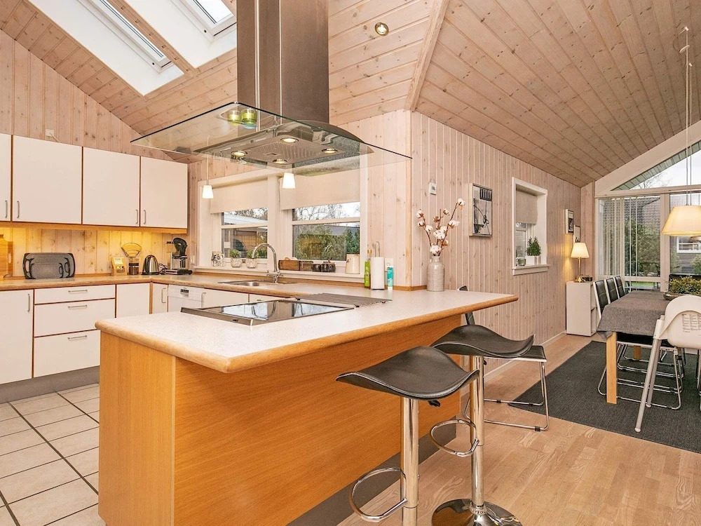 Charming Holiday Home in Væggerløse With Indoor Whirlpool
