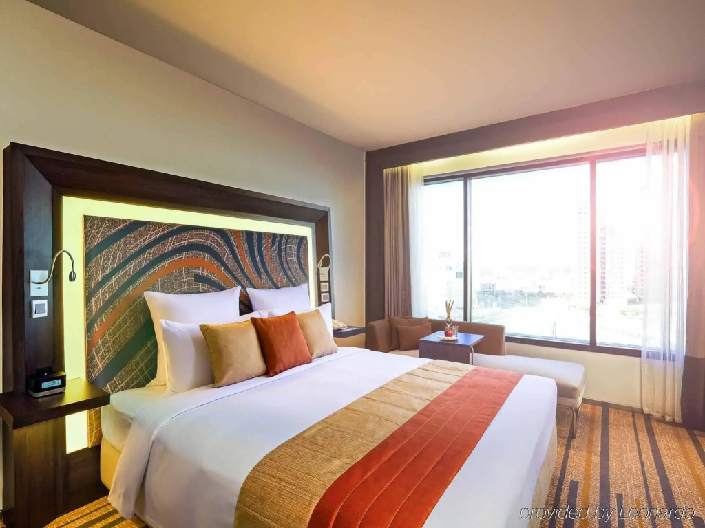 Novotel Kolkata Hotel and Residences
