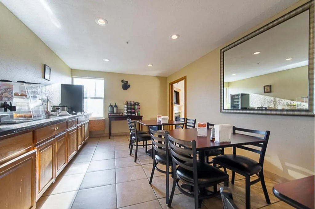 Econo Lodge Buckley Bonney Lake