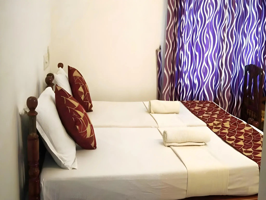 Hotel White Rose