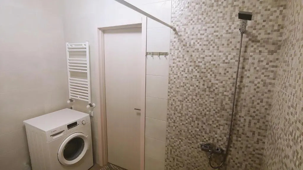 90 Titsian Tabidze Street