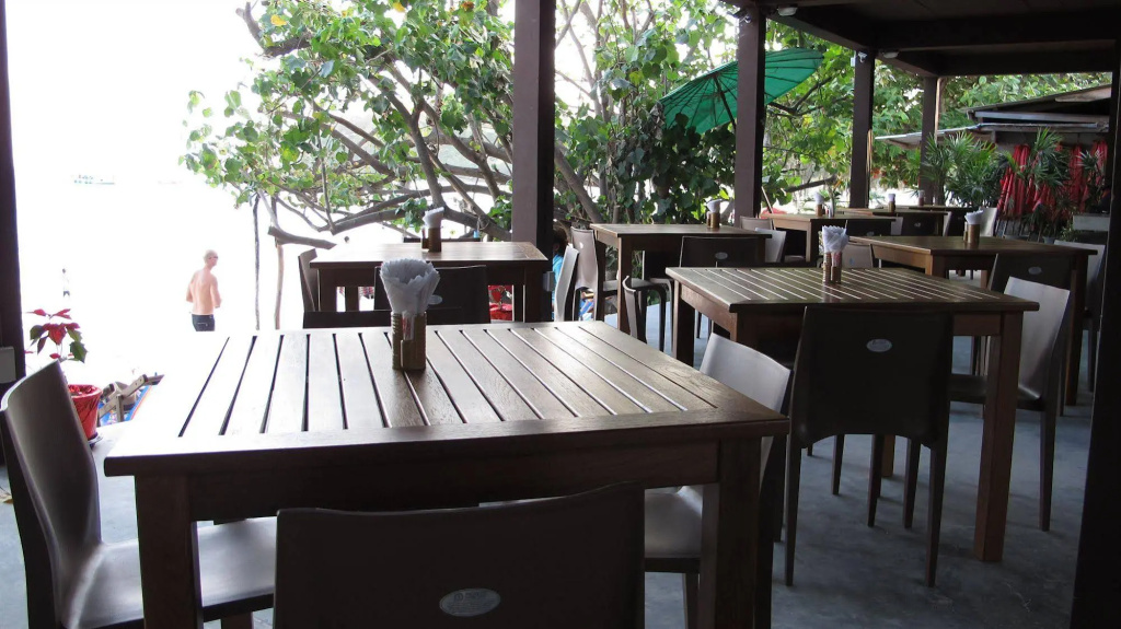 La Lune Beach Resort