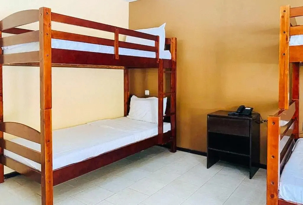 RedDoorz @ Carlton Martin Hotel Masbate City