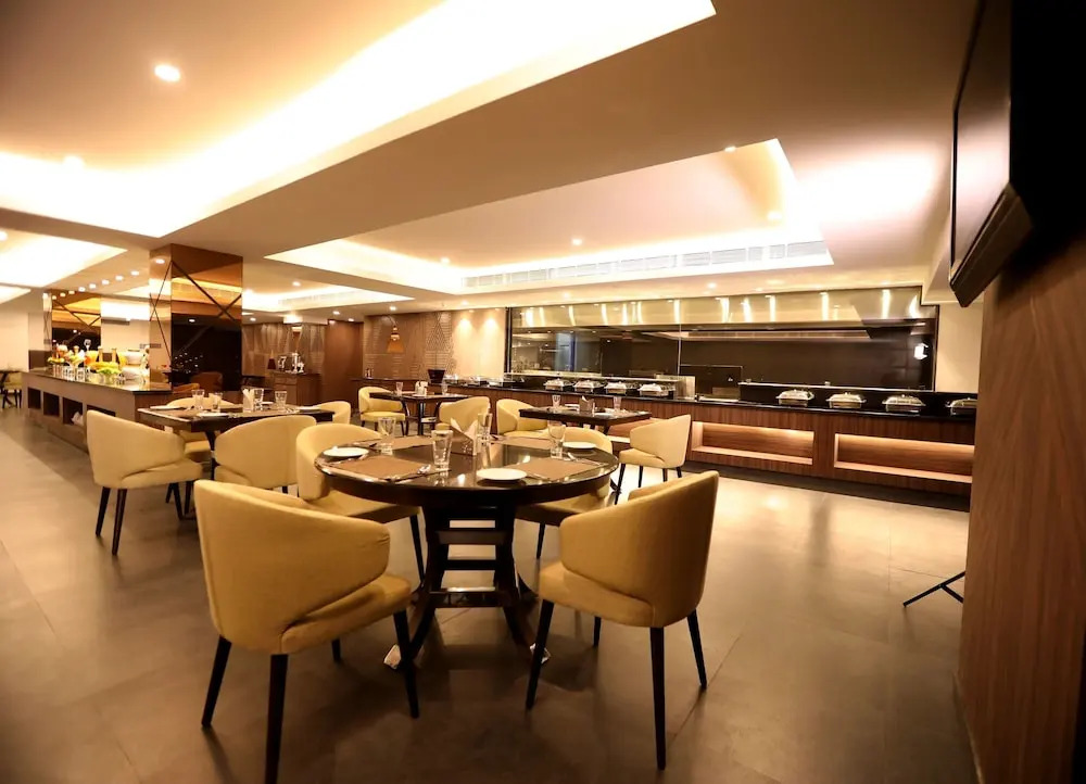 Shravanti Sarovar Portico Bengaluru