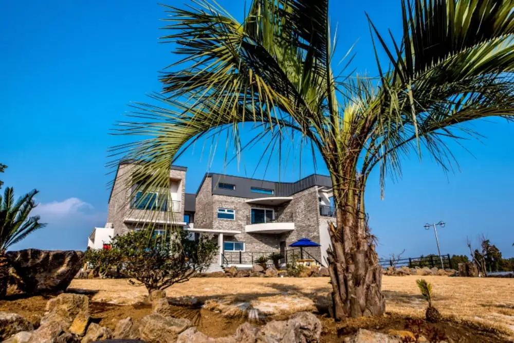 Swimeong Spa Pension