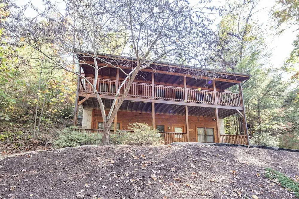 Vivs View by Heritage Cabin Rentals