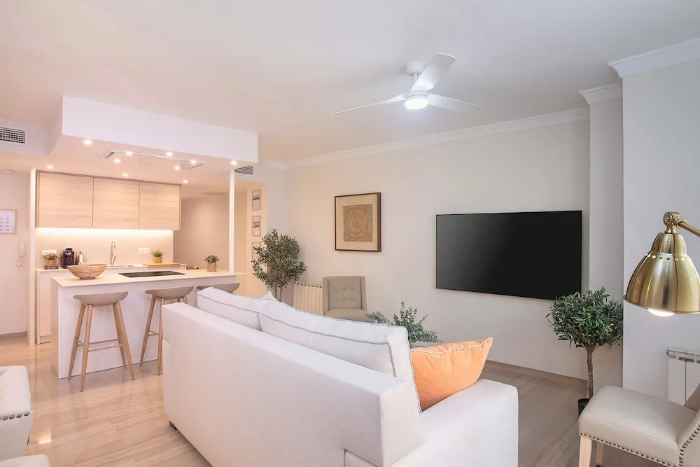 Bright 3bdroom Apartment in Granada Recogidas III