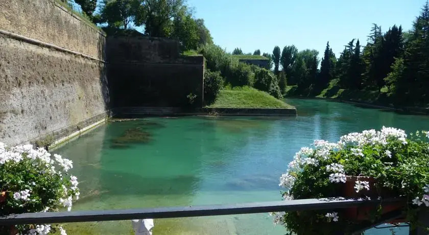 V&V Peschiera del Garda