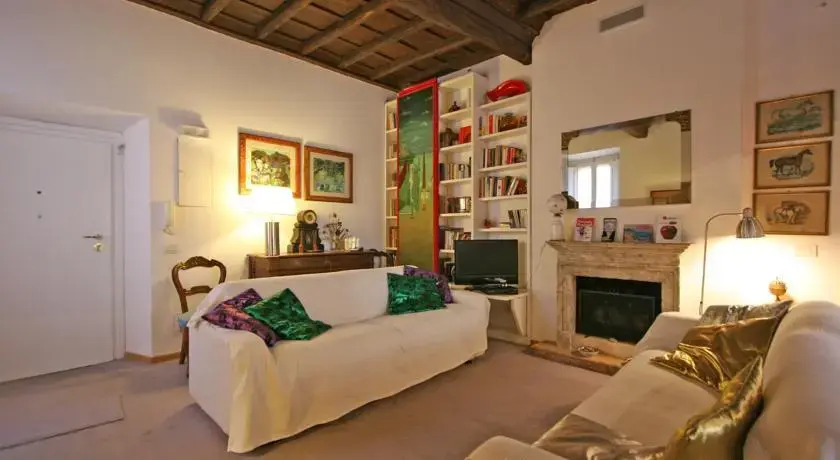 Travel & Stay Titta Scarpetta Charming Travestevere