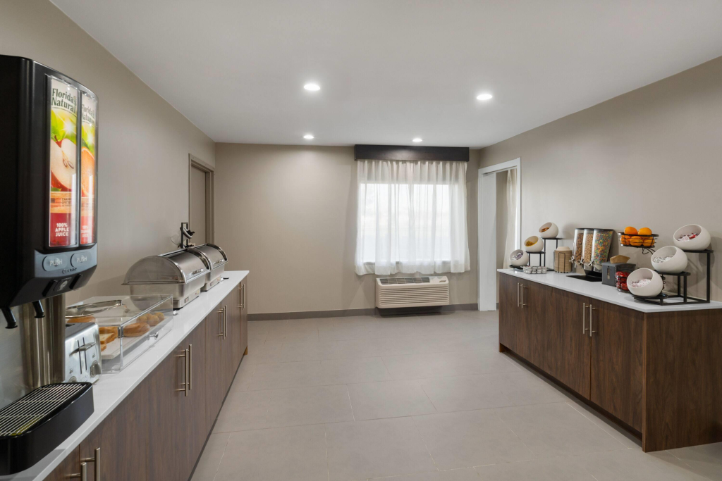 Hawthorn Extended Stay by Wyndham Jackson