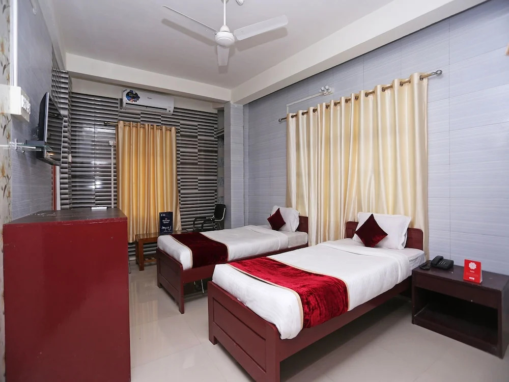 OYO 9562 Hotel Upasana Palace