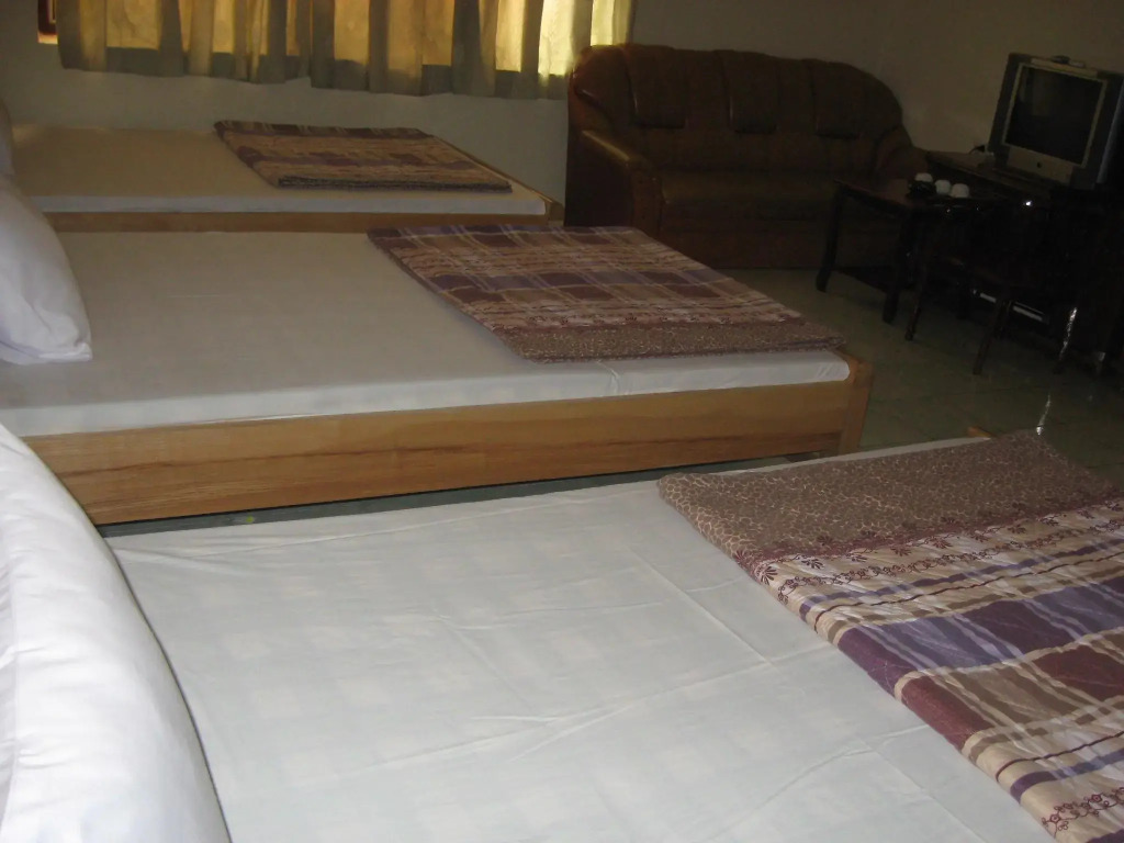 Ho Tay Hotel