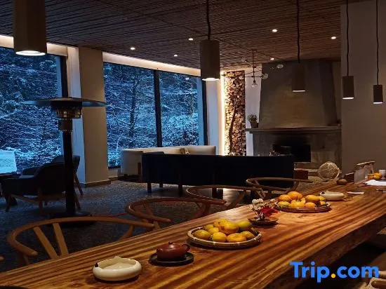 Bifengxia Yunshang Tingshui B&B