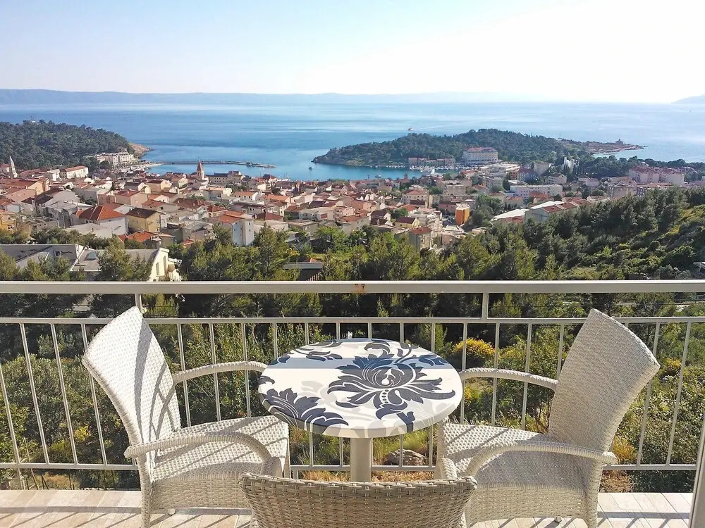 Mira Makarska in Makarska