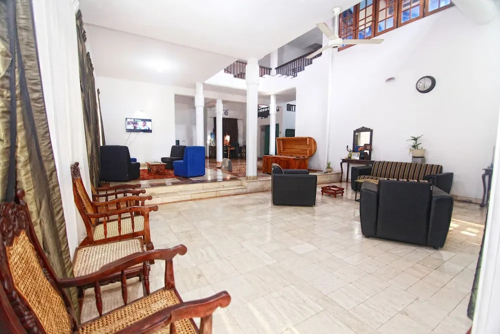 Rockwood Villa