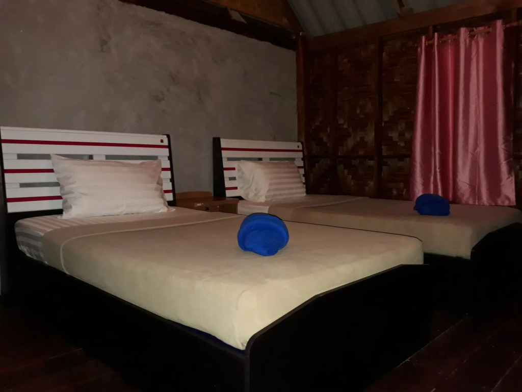 Mook Anda Lanta Village