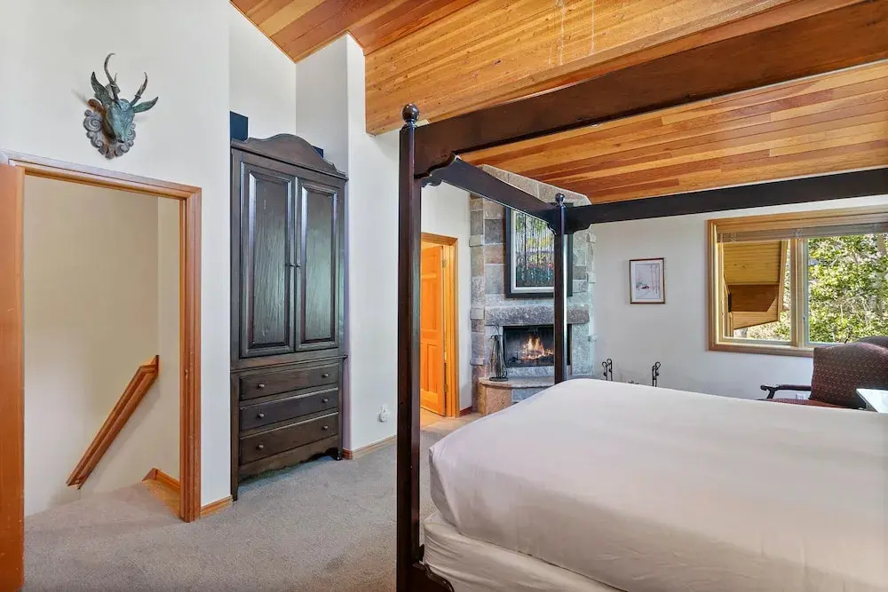 Twin Pines at Deer Valley Resort - Three Bedroom Condo with Hot Tub #5 3 Condo