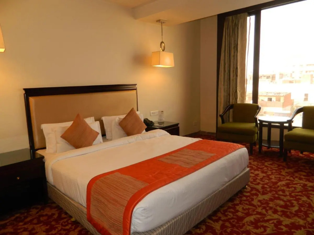 Avaas Lifestyle Hotel