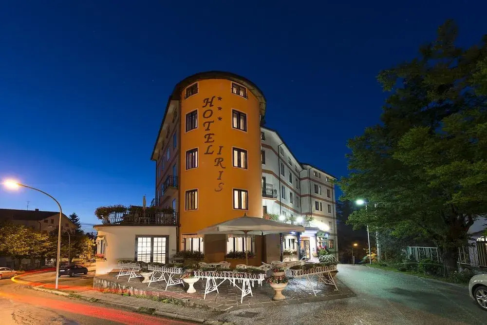 Hotel Iris