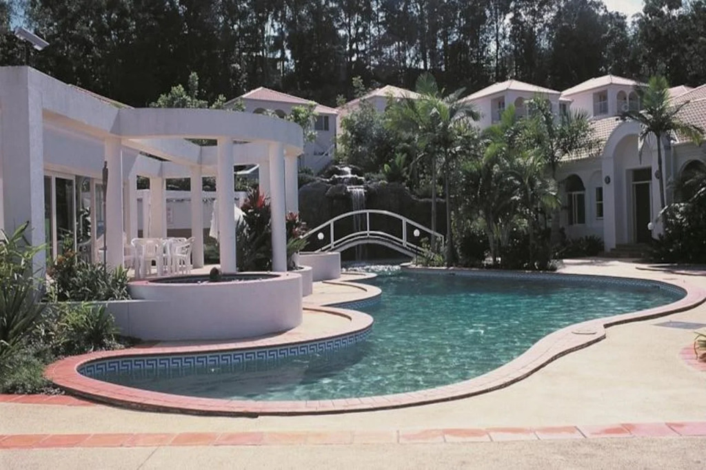 Royal Woods Resort