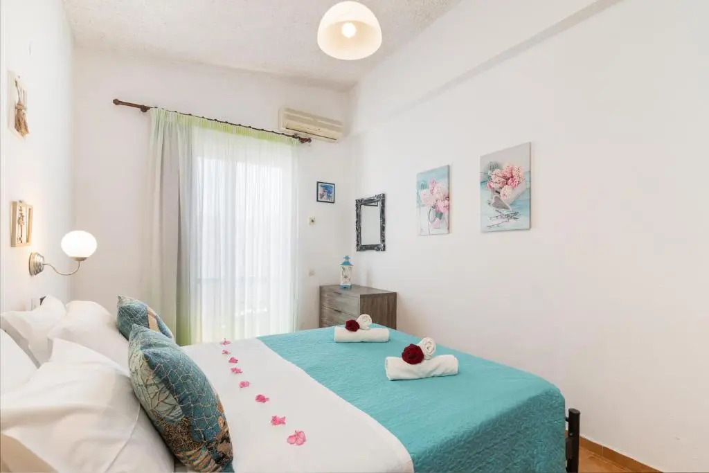 Gennadi Sun Apartments 500m from the beach