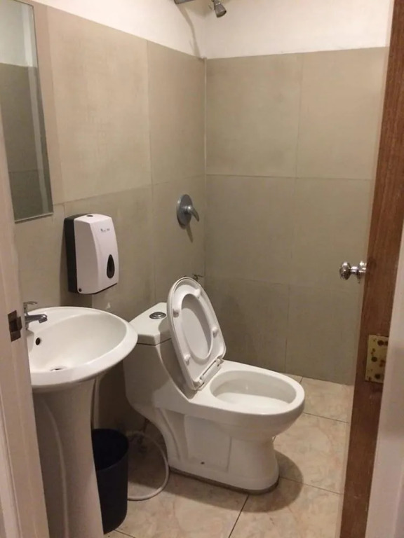 RedDoorz at Ranchotel Alabang
