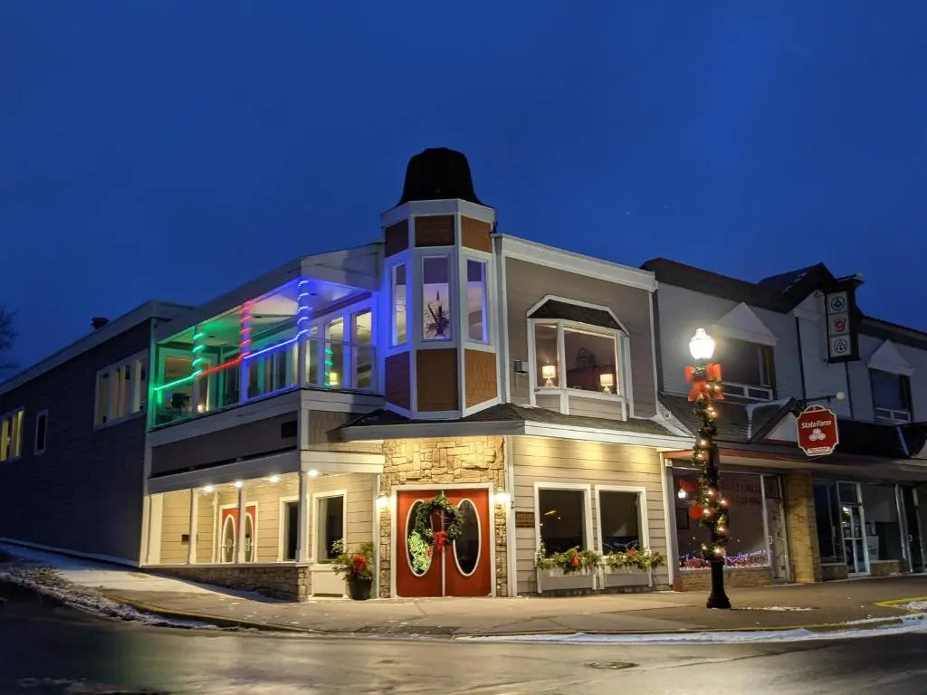 Pier Harbor #1, Condo at Saint Ignace