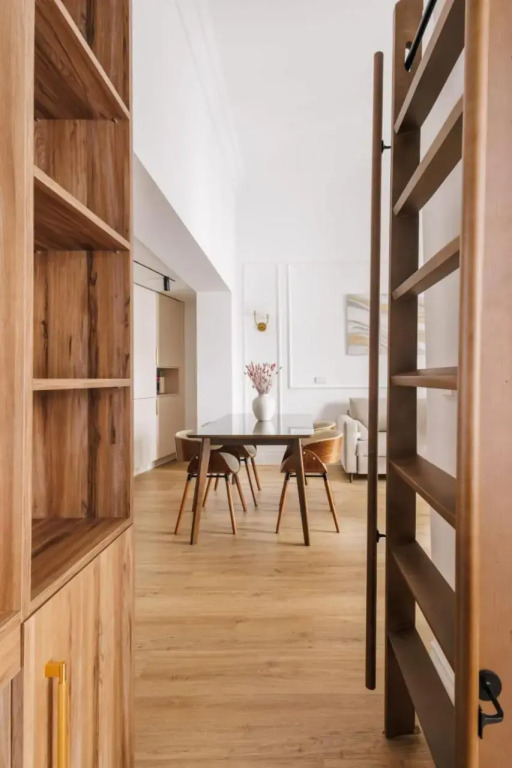Stunning & Bright 2BD 2BTH – CITY CENTER -GRAN VIA