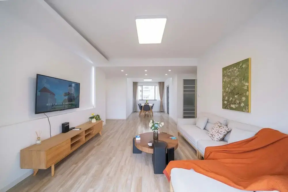 Tyms Luxury 4BR 2BA APT  Garden