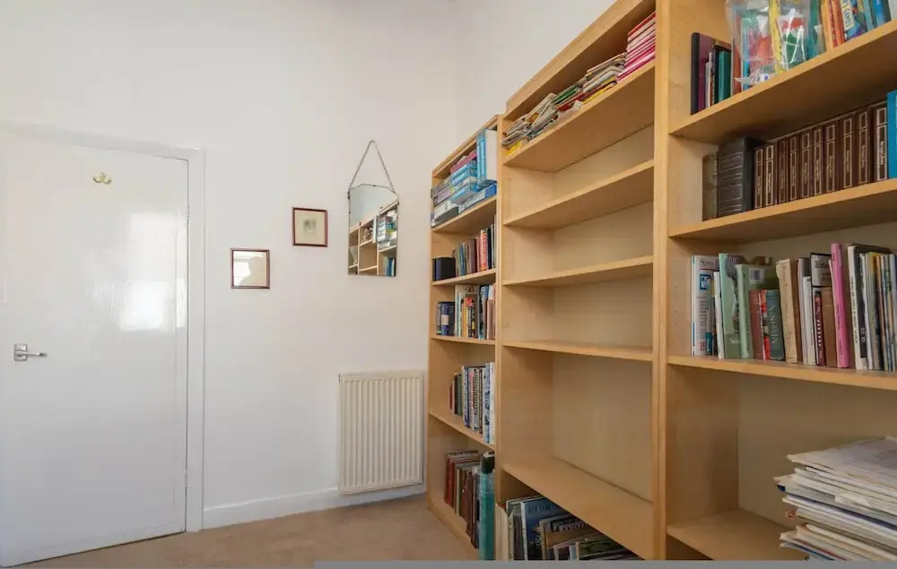 Host Stay Chatsworth Court Apartment