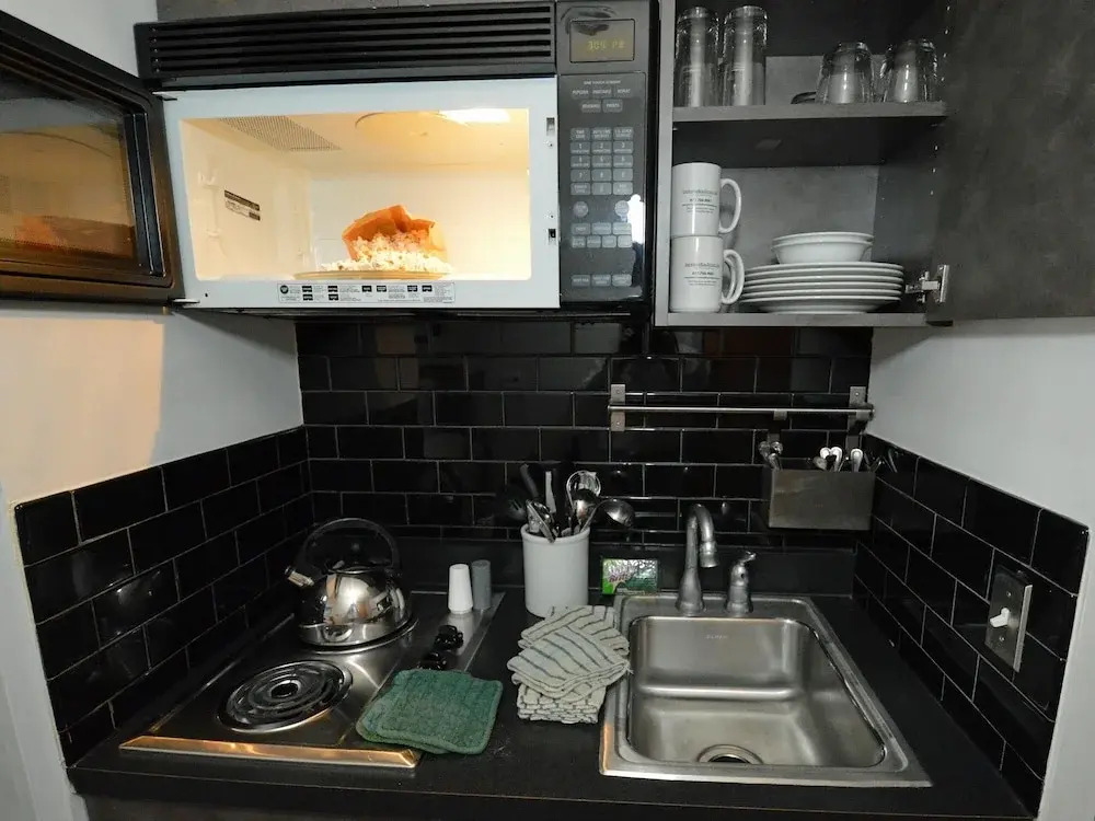 Expedition Station #120: Snowshoe's Premier Slopeside Junior Studio Accommodations