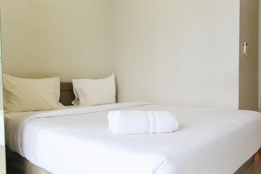 Minimalist 1Br With City View At The Mansion Kemayoran Apartment