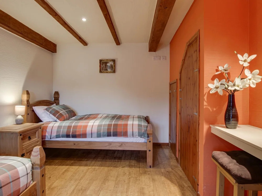 Scenic Holiday Home in Abergele With Terrace, Garden, Pond
