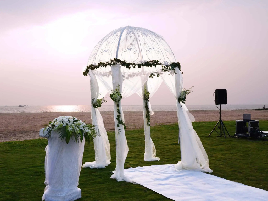 G Charlton Hotels Resorts Sanya