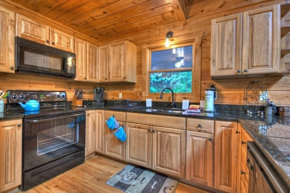 The Lone Star Cabin