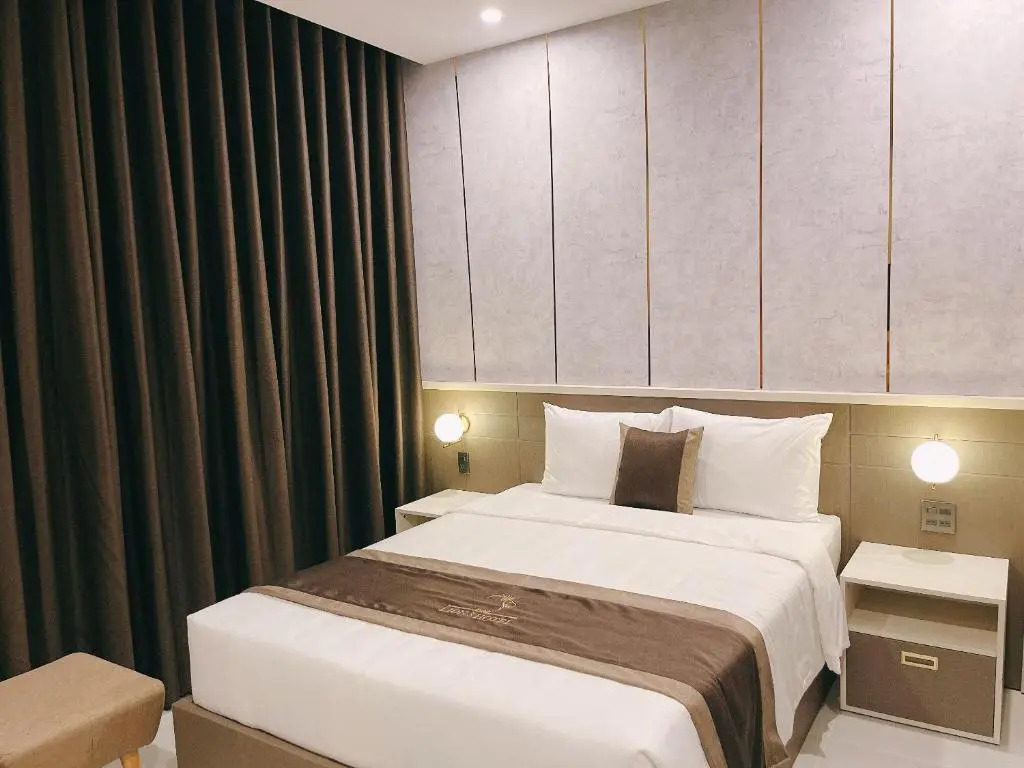LION 3 HOTEL