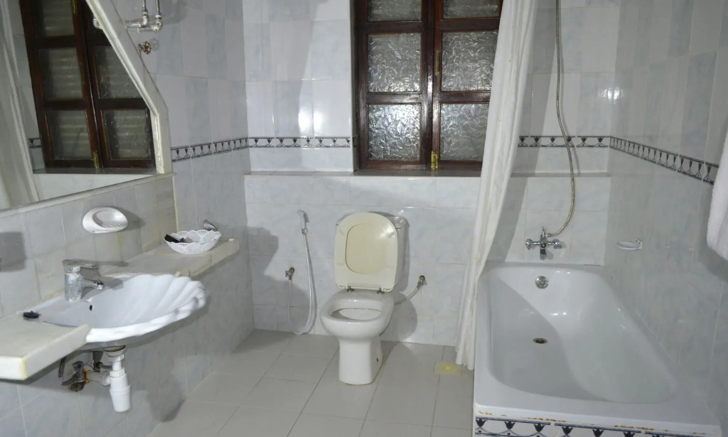 Horizon Palace Hotel