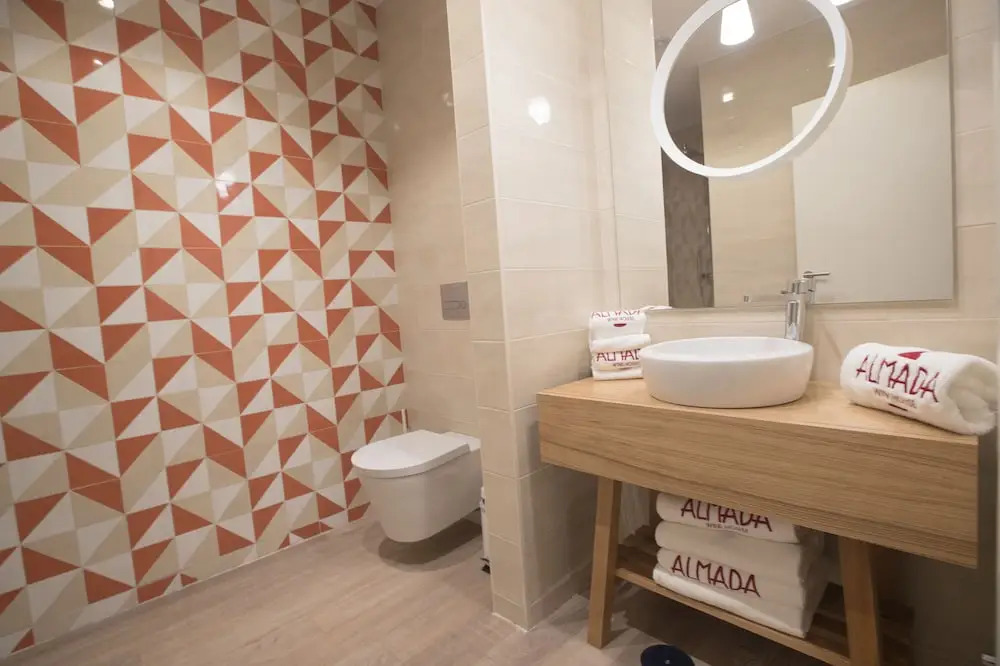 Almada Downtown Apartment by DAHOME