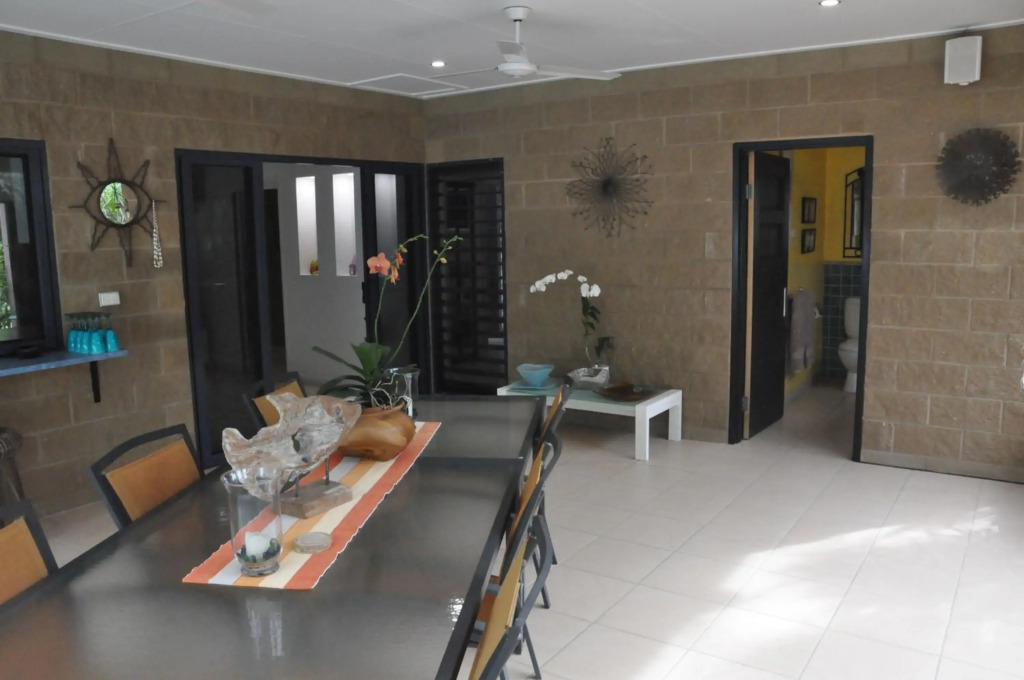 Stunning Magnetic Island Home,Private, Large Pool,Adults Only