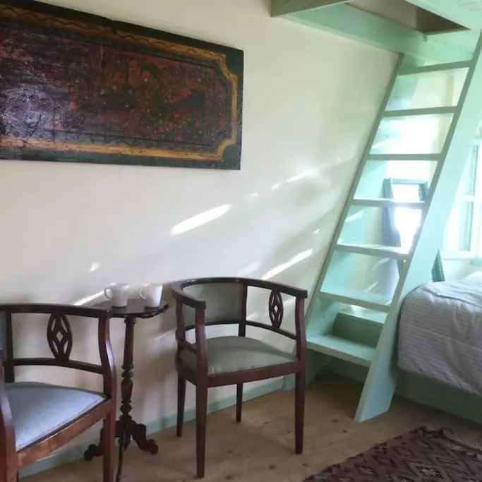 Bouganvilla, elegant residence and peaceful garden