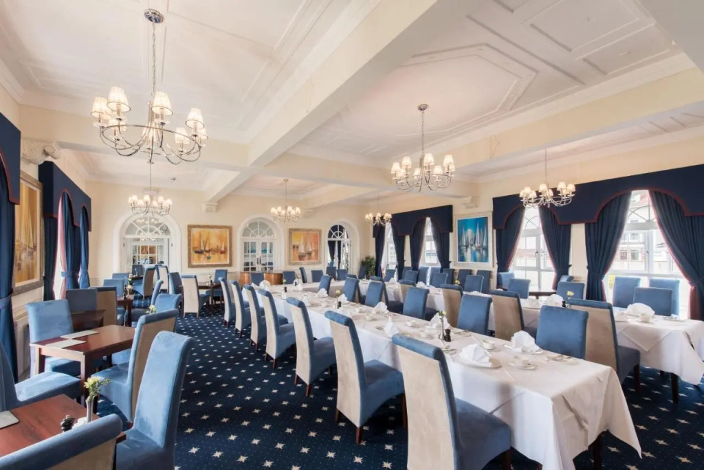 The Palace Hotel