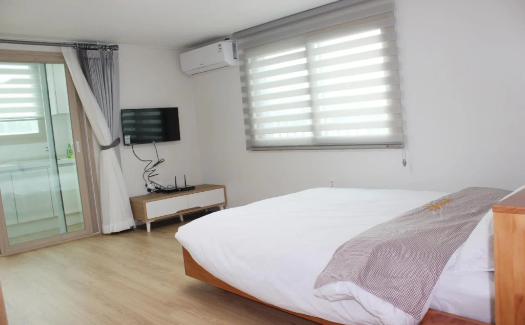 Jeju Aria Pension