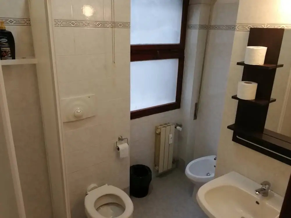 Room Private Bath 5min From Tiburtina Station - Metro Line B