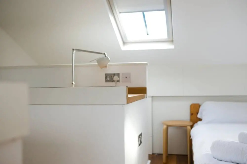 Modern Studio With Private Terrace - Swiss Cottage