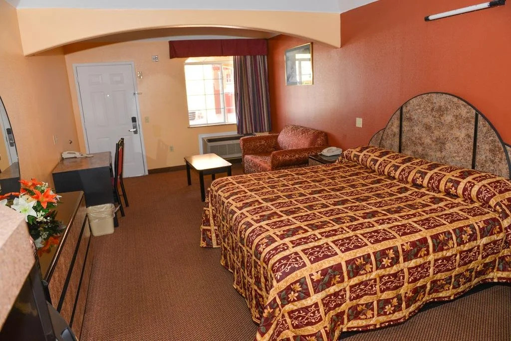 Scottish Inns  Suites IAH Airport South