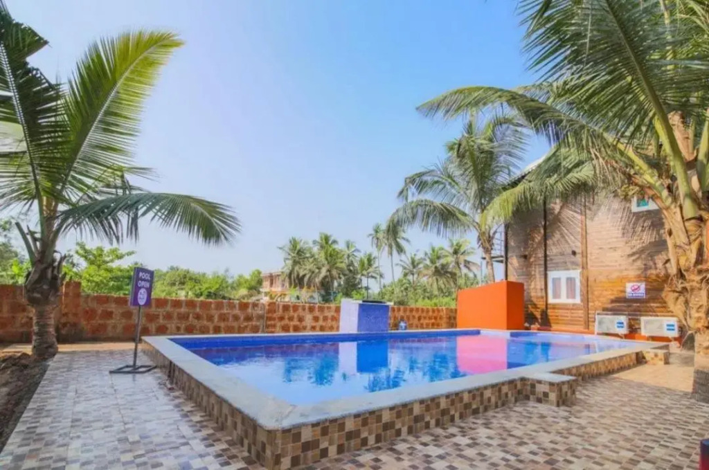 Casa Seaesta Beach Cottages and Suites