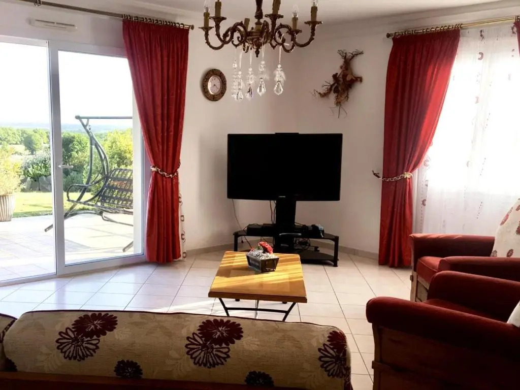 Maison récente à la ferme avec jardin, terrasses, 4 chambres, proche plages et pêche privée - FR-1-426-86