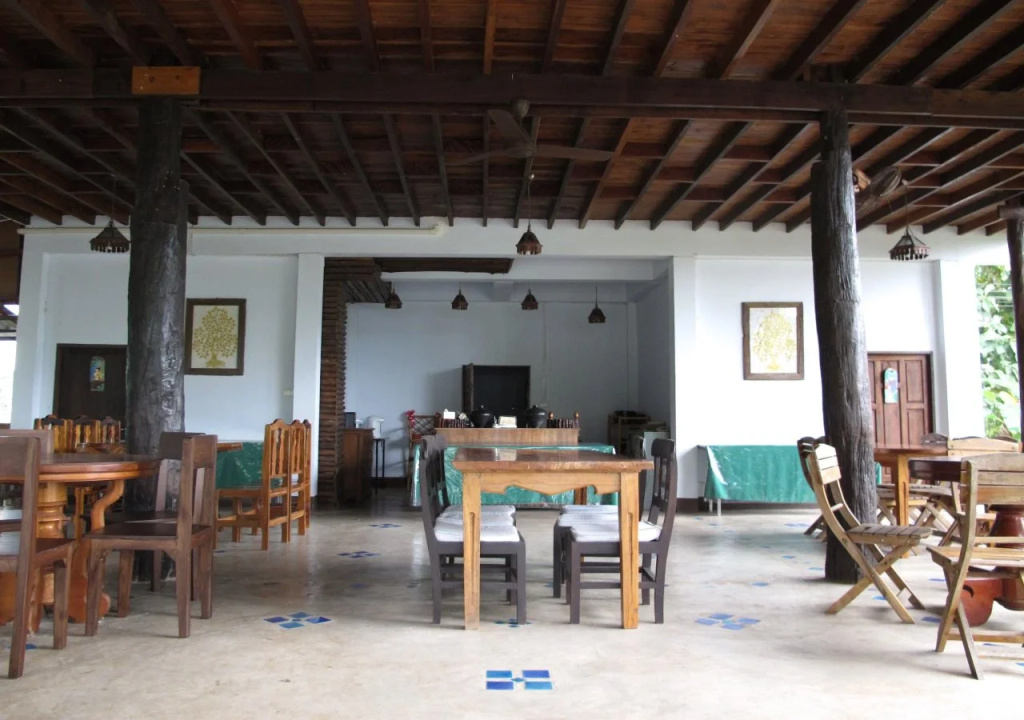 Ban Chomna Resort