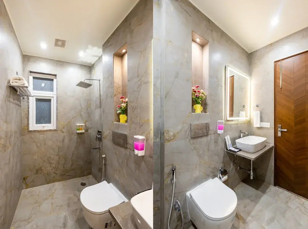 Aadat Hotel Near Artemis Hospital Gurgaon