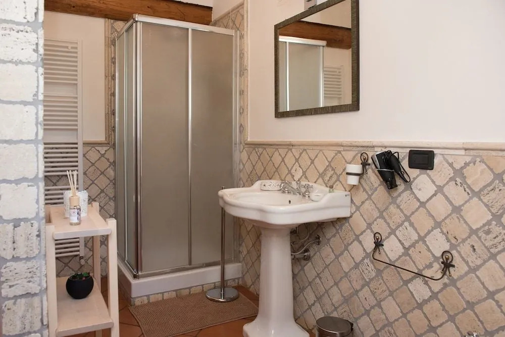 B&B I Pini Di Storaco
